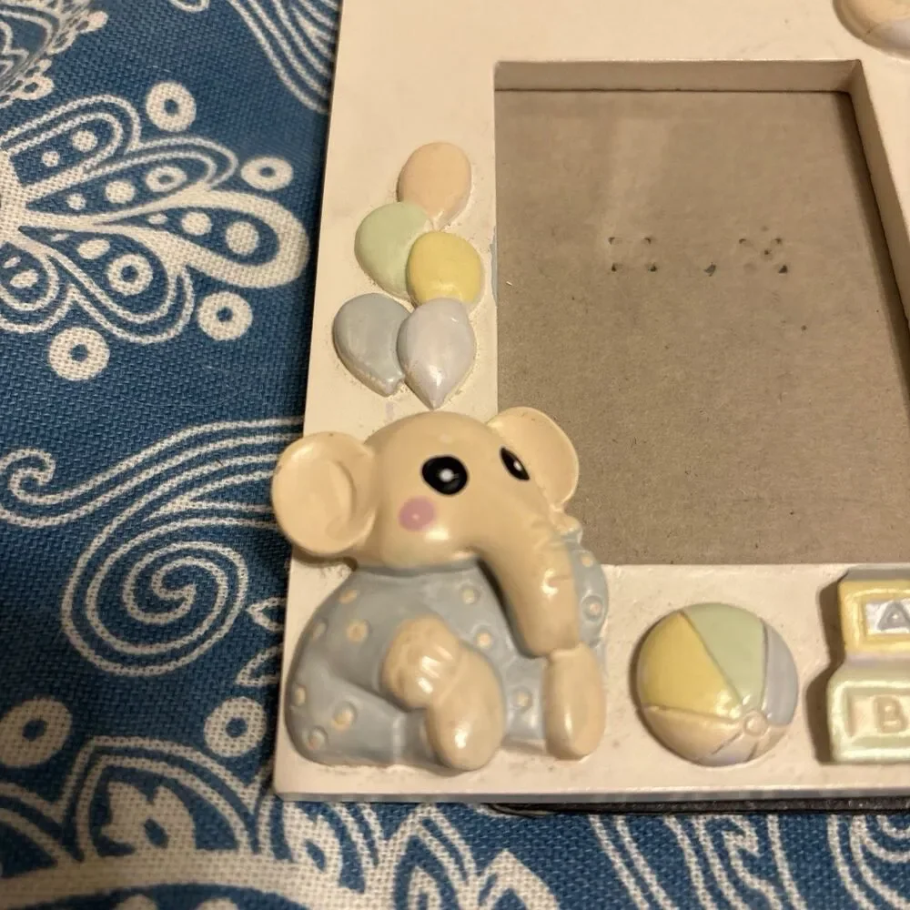 Baby Picture Frame 3D Elephant White Fits 2x3 Photo Baby Shower Infant Gift